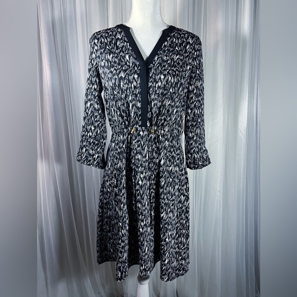 H&M Dress - Picture 1 of 7